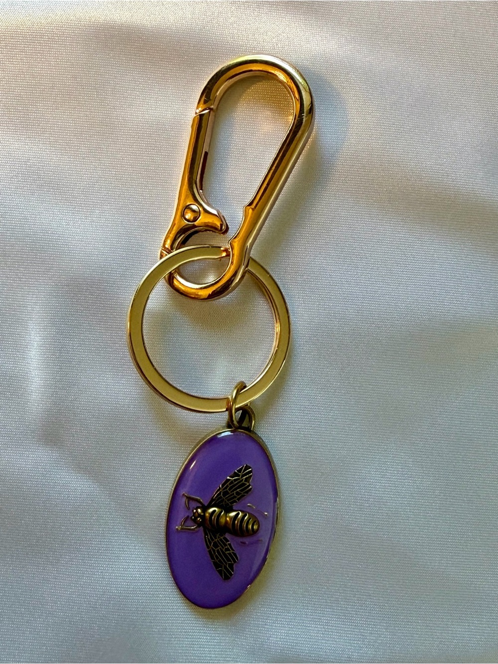 Luxury Gold Lavender Enamel Oval Bee Logo Charm Keyring - Picture 3 of 6